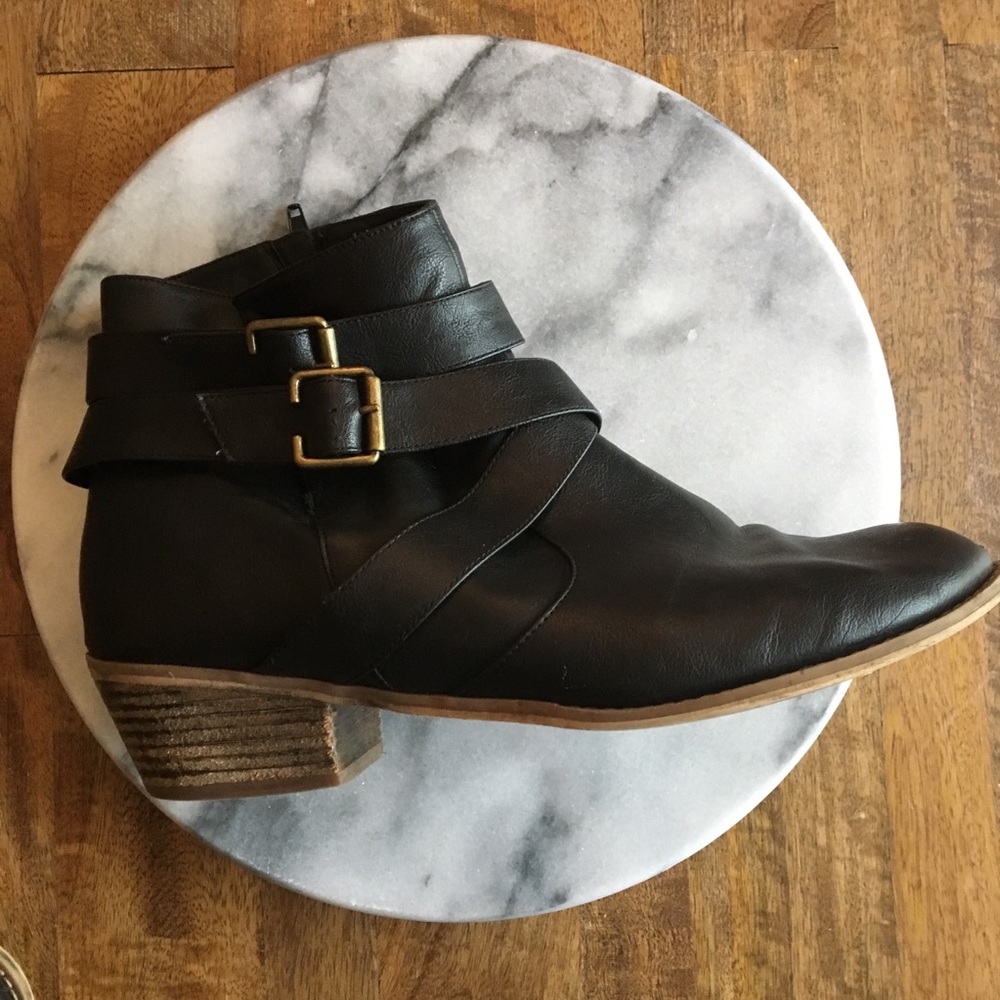 Black Side Zip Booties - Size 11